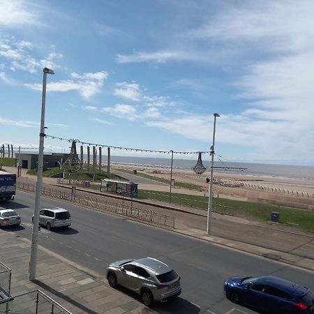 Vinnie'S Family Hotel Blackpool Eksteriør bilde