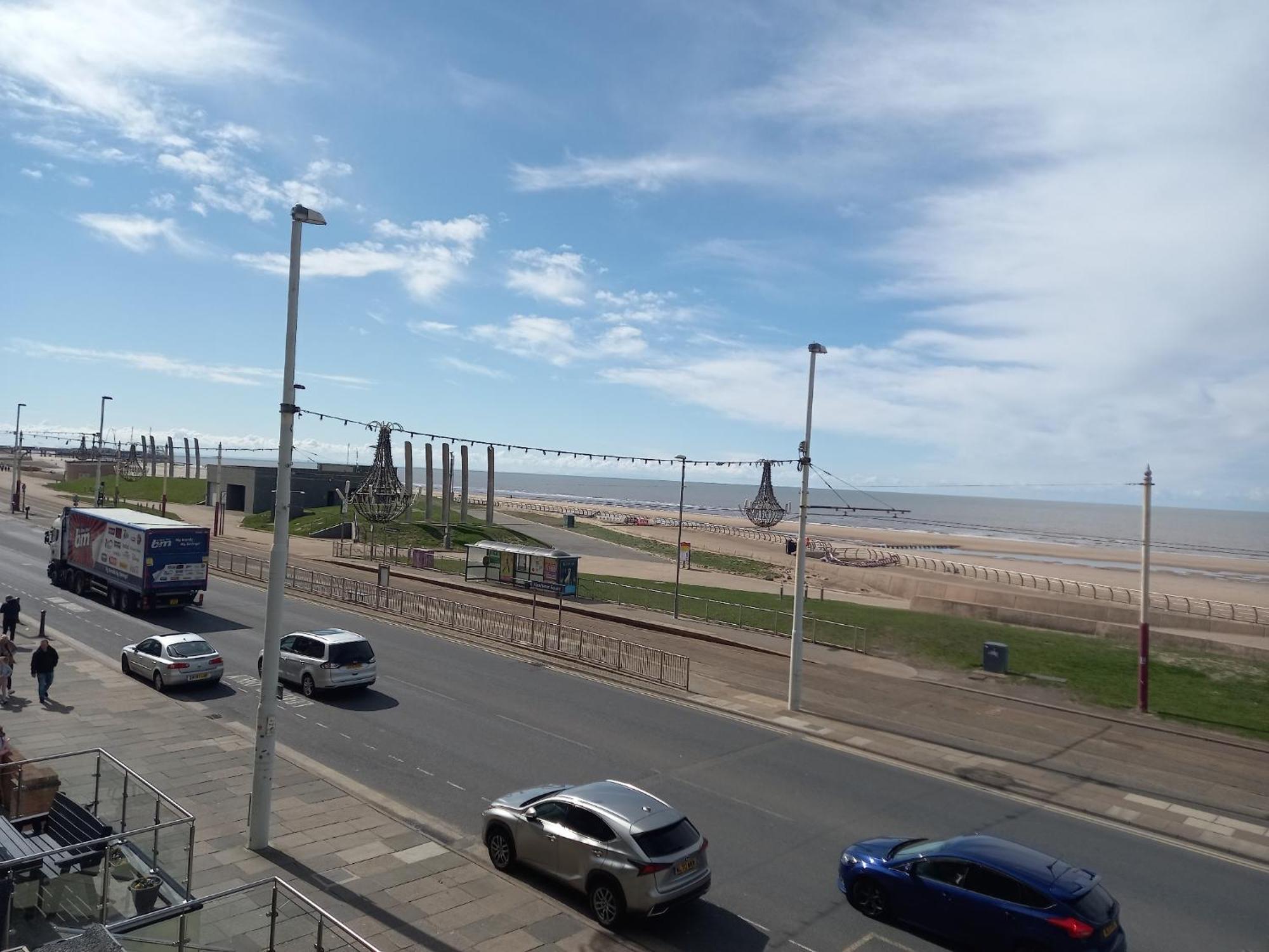 Vinnie'S Family Hotel Blackpool Eksteriør bilde