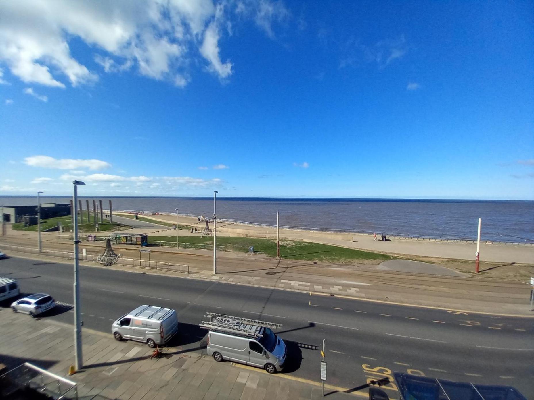 Vinnie'S Family Hotel Blackpool Eksteriør bilde